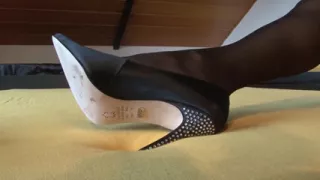 Horny Mature Brunette Fingers and Toys Her Dripping Pussy