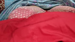 Madhu bhabhi ne apne bihari Yar sa aapna gand me chudadi karwaya