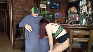 Dish Horny Alien Just Came Out of Space