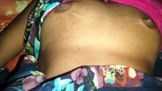 Chacha ne daru pikar so gaya to mai chachi ko khub pela