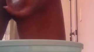 Cumming on Teddy Grahams