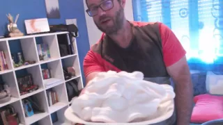 Silly Video, Shaving and Shaving Foam Pie to the Face