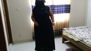Exchange 500 Rupees From Saudi Street to Fuck Indian 20 Year Old Girl with Huge Boobs to Hotel Room