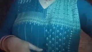 New Bhabhi Having Nude Show with Fingers