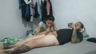 My Friend's Whore Passes by Me and Doesn't Recognize Me, I Invite Her to My House and We End up Fucking