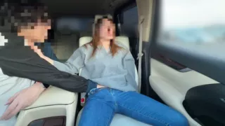 Married Woman Reaches Orgasm in the Car During Work