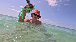 Girl Swimming Naked Underwater No Panties