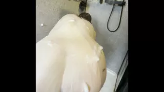 Perving on stepmom in the shower