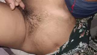 Mene meri soteli bahan ko pel diya