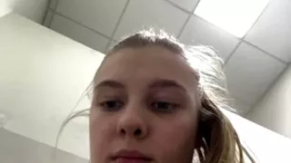 Fingering pussy in the gym jucielussie