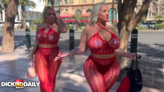 Vegas Blondes