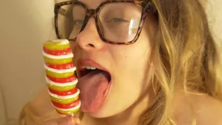 Indian Stepsister Sucks Her Lollipop Ice Cream Like She's Sucking a Dick, She Sucks It and Shows off Her Skills on a Lollipop