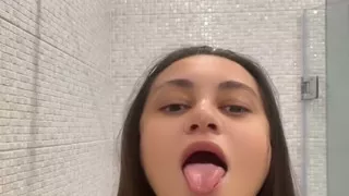 Cum with Me in Snapchat Shower
