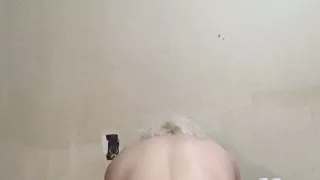 Twerking N Squirting Slut
