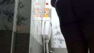 Tamil lady bathing