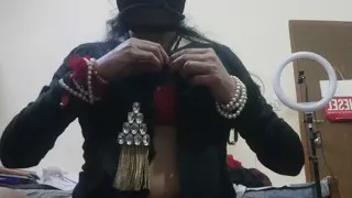 Sexy Bhabhi released her pussy juice