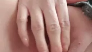Swollen pussy needs a play
