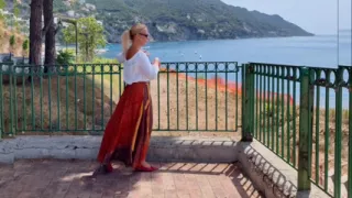 Blonde Mature Wife Enjoys Facial