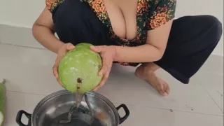 Bangladeshi 18+ working girl fucking in the house room
