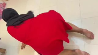 Hot Hotel Maid Fucked by Stranger Guest When She Was Cleaning His Room!