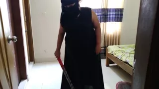 Indian Hot Maid Fucked by the Owner While Sweeping House - Huge Ass Cum