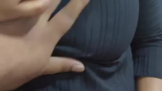 Desi sexy girl showing her big boobs and wet pussy