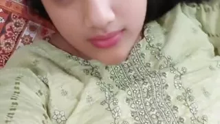 Desi Village Girl Fuck Horny Pussy by Fingering and Showing Boobs and Play with Fingering