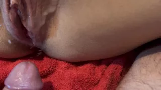 Cum on Pussy in Slow Motion