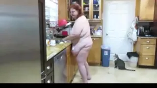 Requested video Big fat Stepmom milf cleans kitchen with her sponge while talking nasty to her