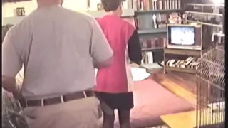 Mature MILF Gives Sloppy Blowjob and Takes Creampie