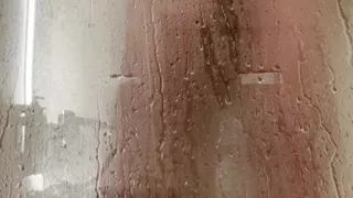 Twink showering
