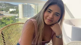 Desperate and Abandoned by Her Boyfriend, a Stranger Offered Her Refuge and Got Fucked as a Thank You