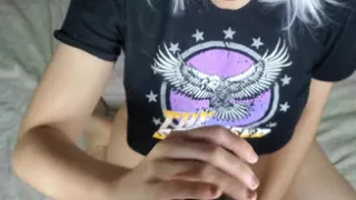 I Invited the Neighbor to My House and He Made Me Suck His Thick Cock, Finishing in My Pretty Mouth