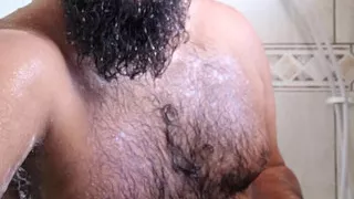 King gainer in shower