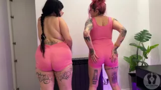 Bouncing Huge Boobs Jumping Tits Ass Shaking Belly Fetish