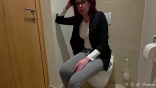 My Boss Just Won't Stop Flirting No One Should See What Happens in the Office Toilet