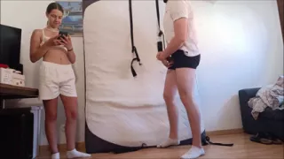 Ballbusting in Transparenter Unterwsche