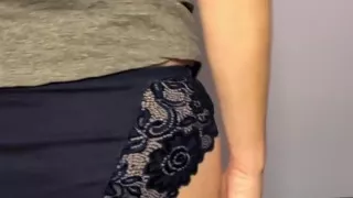 Mini Lush Makes Creamy Cougar Cunt Gush
