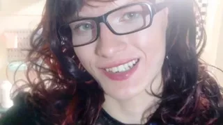Trap Quinnzell quietly enters my room during a dare.