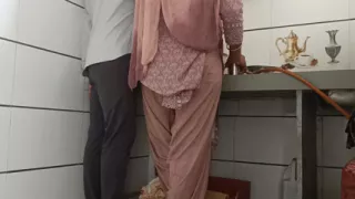 Rasoi mein bhabhi ji ke sath masti