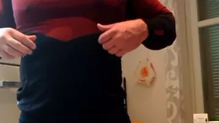 ICE CUM Eating