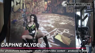 Backstage photoshoot Daphne Klyde - Adult
