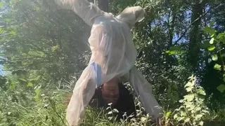 2in1: Pissing Over Head - Piss - Fountain