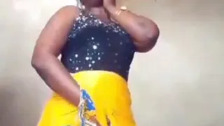 Fat Sugar Mama Is Horny She Masturbating