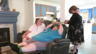 Ssbbw damsel is preyed on my 2 BBWs
