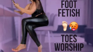 Is 1 Hour Enough for You to Worship My Feet in Shiny Leggings?