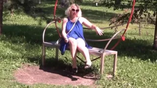 Sexy Lady No Panties - Flashing Pussy on Walk