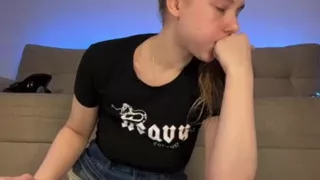 Deep throat with jucielussie and close-ups of her oiled butt doing squats