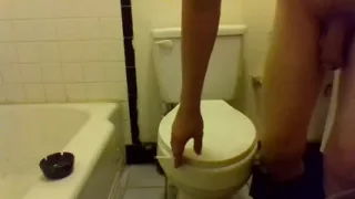 Sitting Full View Naked Peeing