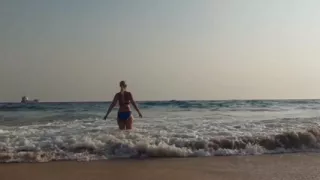 Mature Blonde Amateur Wife Enjoys Sex in Between